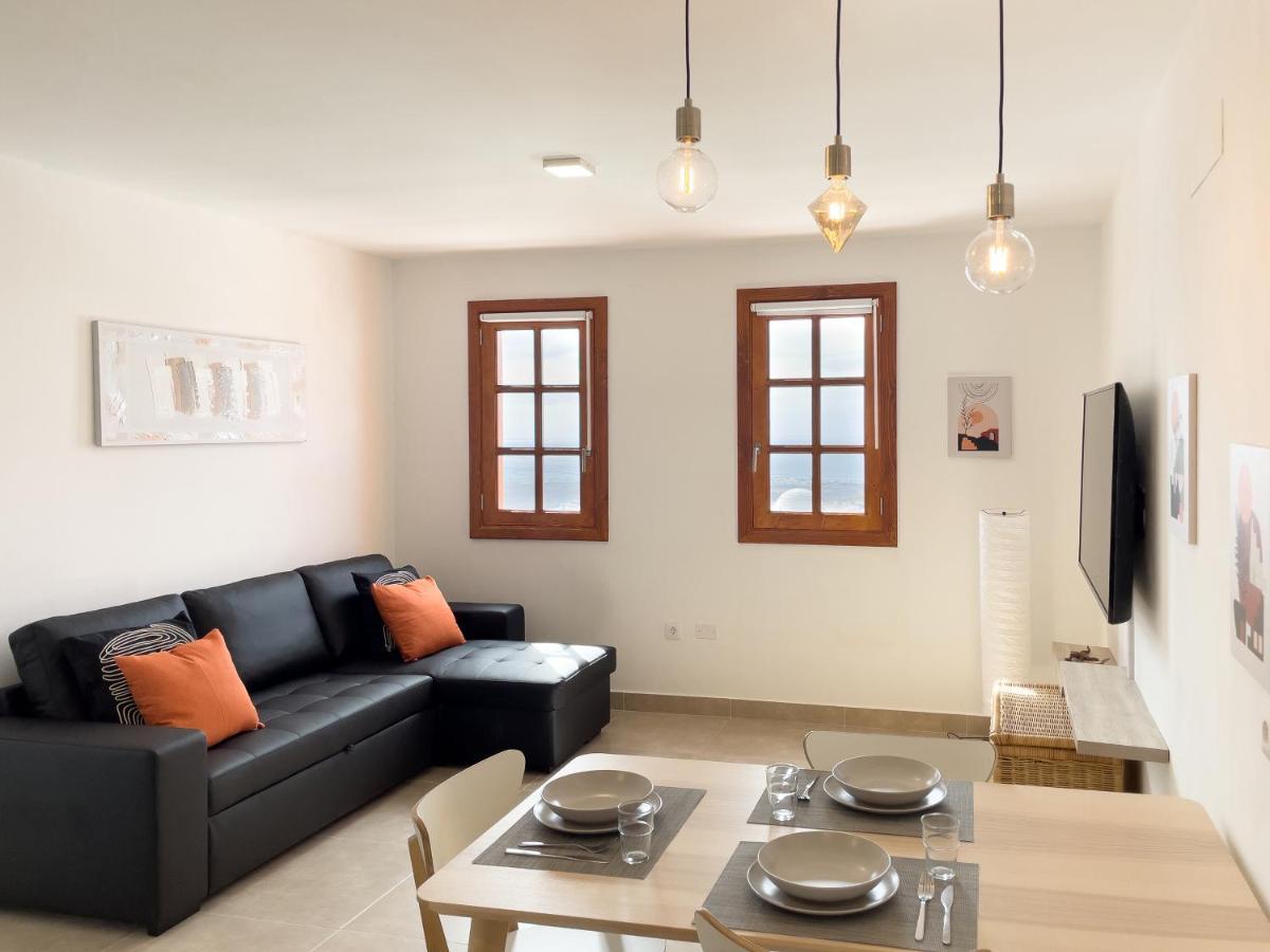 Villa Livia Tías Екстериор снимка