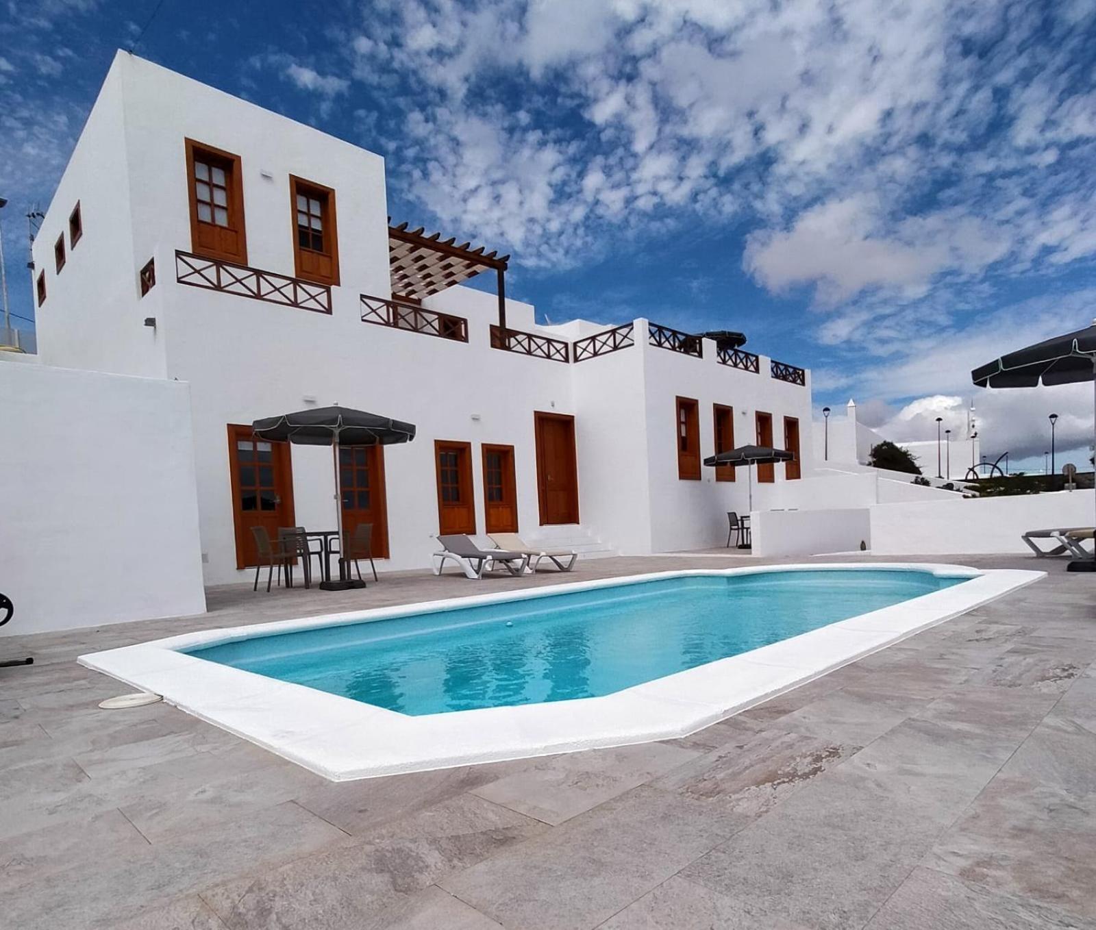 Villa Livia Tías Екстериор снимка